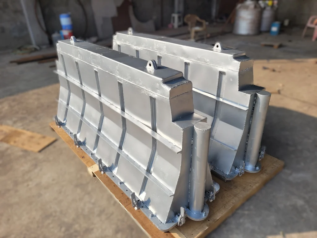 Road Barrier Roto Mold